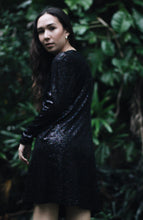 Load image into Gallery viewer, Midnight Velvet Shift Dress