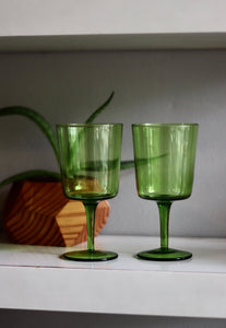 Vintage Green Wine Glass Set