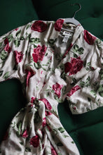 Load image into Gallery viewer, Pure Silk Floral Robe