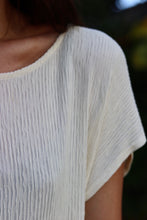 Load image into Gallery viewer, Ivory Textured Blouse