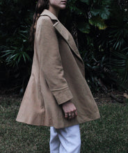 Load image into Gallery viewer, Vintage Camel Coat