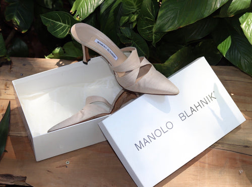 Tan Manolo Blahnik Mules