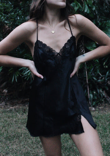Vintage Noir Slip